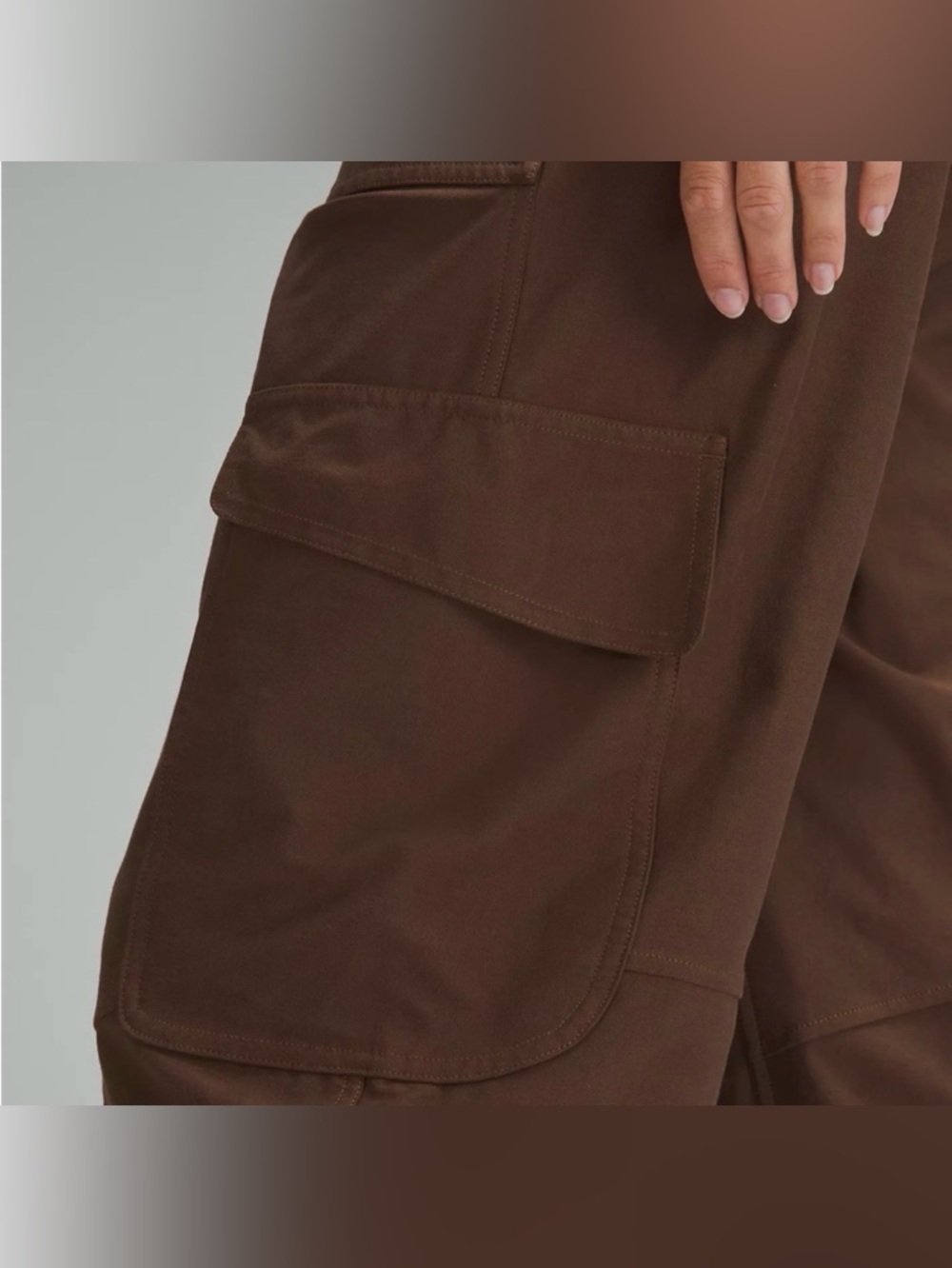 Lululemon Light Utilitech Cargo
Pocket High-Rise Pant, Sz 32 NWOT - Picture 4 of 8